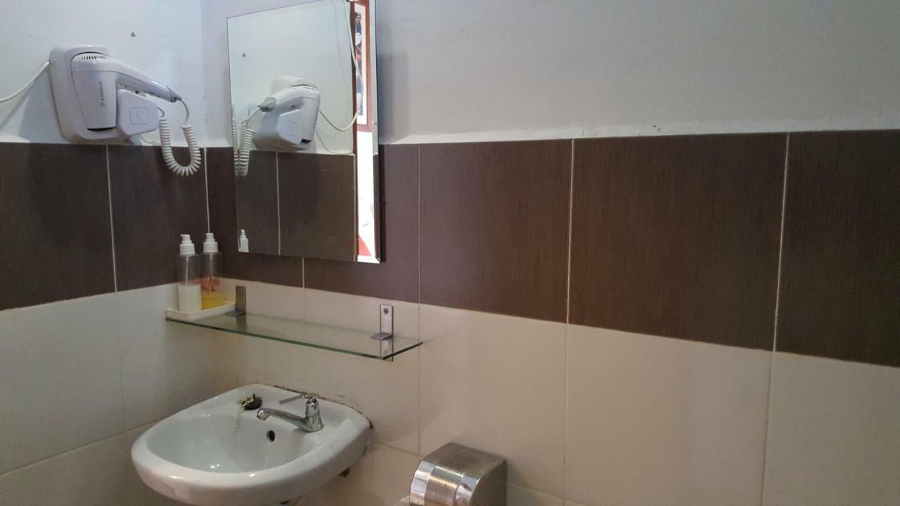 Kurau Inn Farmstay Kuala Kurau Екстер'єр фото