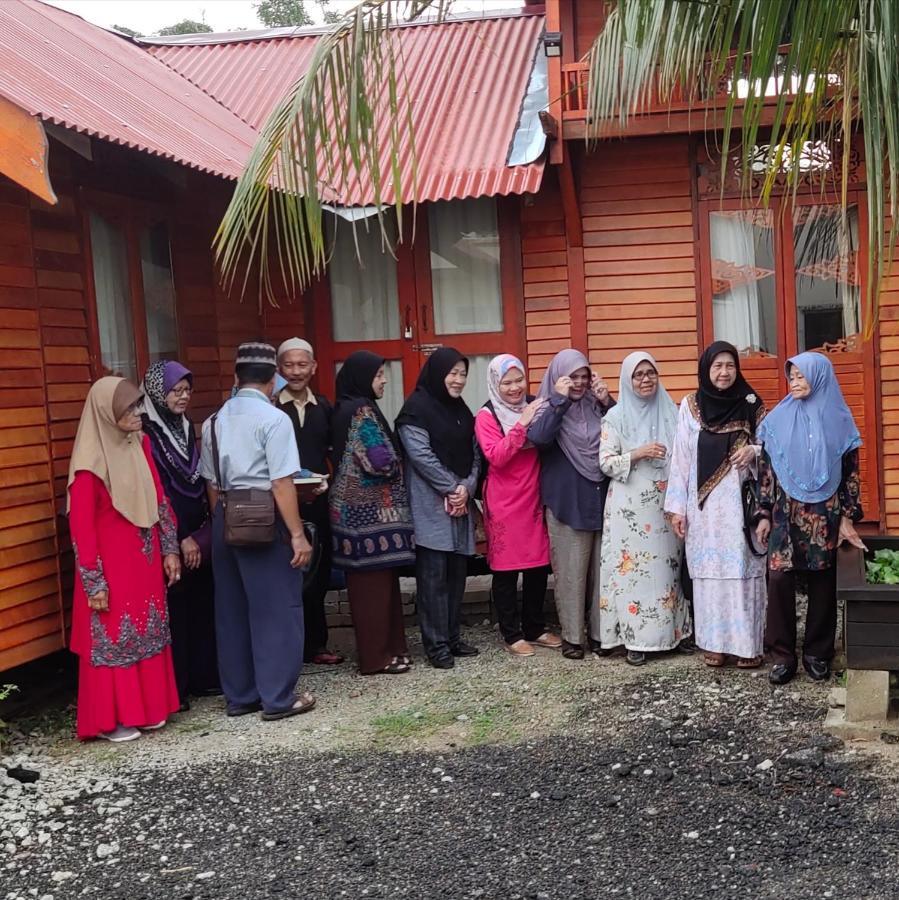 Kurau Inn Farmstay Kuala Kurau Екстер'єр фото